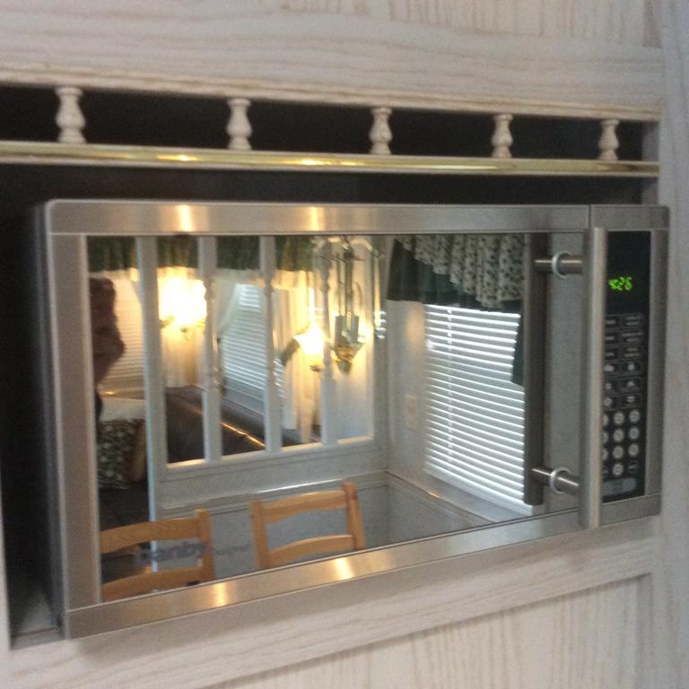 Robert'S Roost Rv Park Resort クイネル エクステリア 写真
